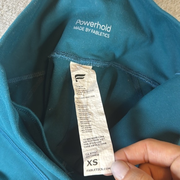 Fabletics Woman’s Powerhold Teal Leggings XS - Picture 4 of 9